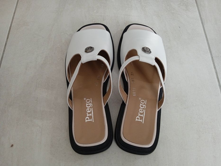Продам шльопанці Prego
