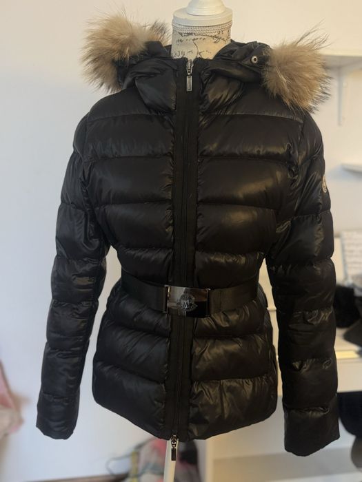 Kurtka moncler   puchowa  na zime