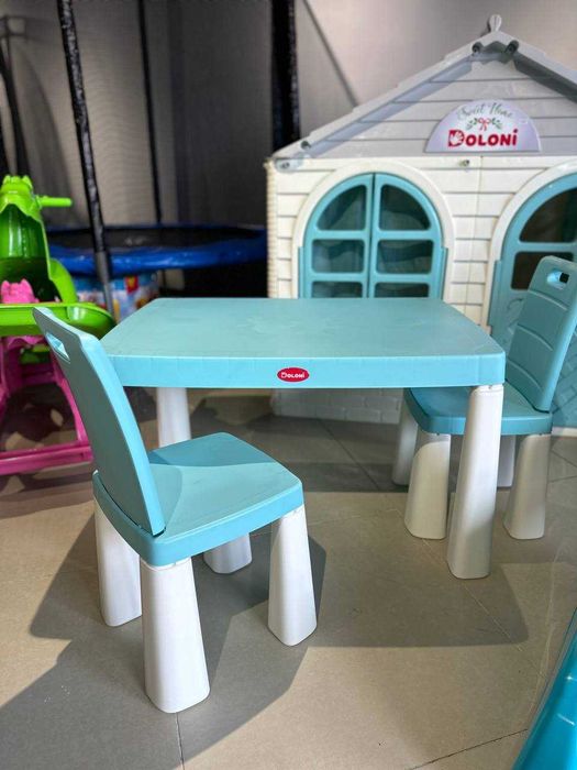 Столик пластиковий дитячий, столик Долоні з кріселком
