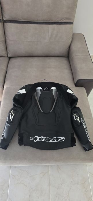 Alpinestars & Dainese