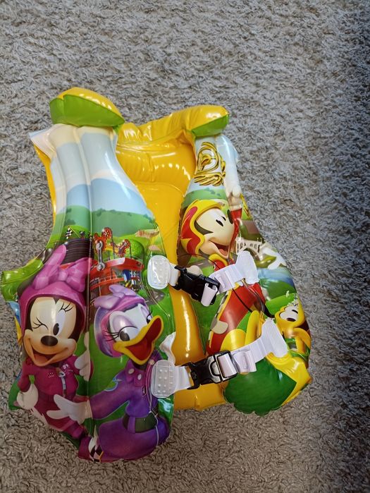 Продам дитячий жилет,костюми для плавання! Костюм дитячий для плавання