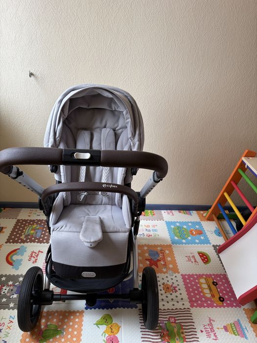 Cybex Balios S Lux прогулянкова
