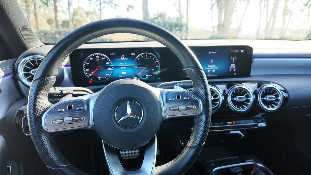 Mercedes Benz A250E