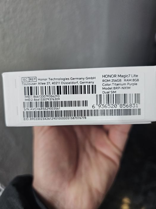Honor magic 7 lite..256/8gb