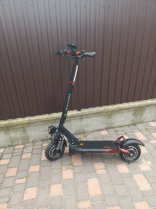 Самокат KugoKirin M4 Max +