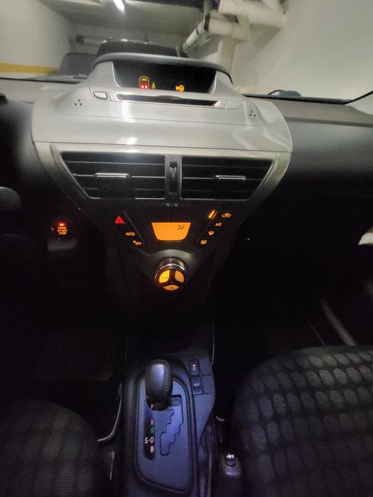 Toyota IQ 1.0 VVT-i MultiDrive