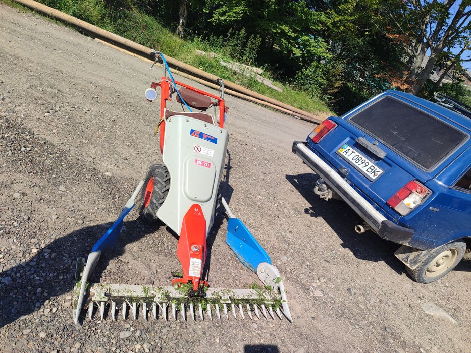 Продам чеські косарки mf70