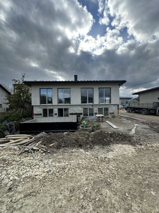 Продаж 3-кім. будинку 100 м.кв., Розтермінування