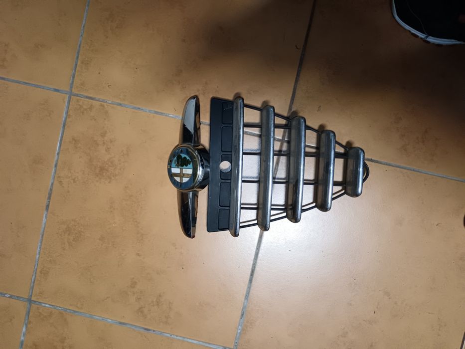 Mala e para choques Alfa Romeu 147. 2002