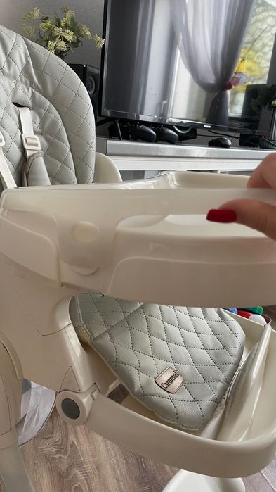 Стільчик для годування Carrello Caramel