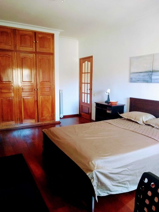 Quarto individual em moradia - Lisboa- Estudante deslocado em Lisboa