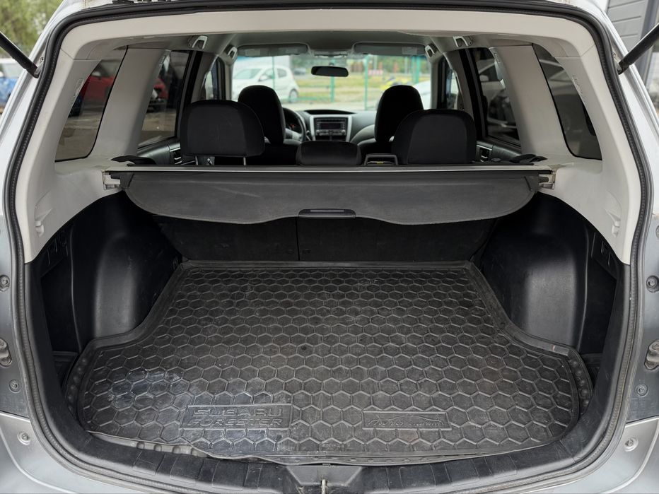 SUBARU FORESTER 2010 року, 2.0 дизель, механіка, повний привід.