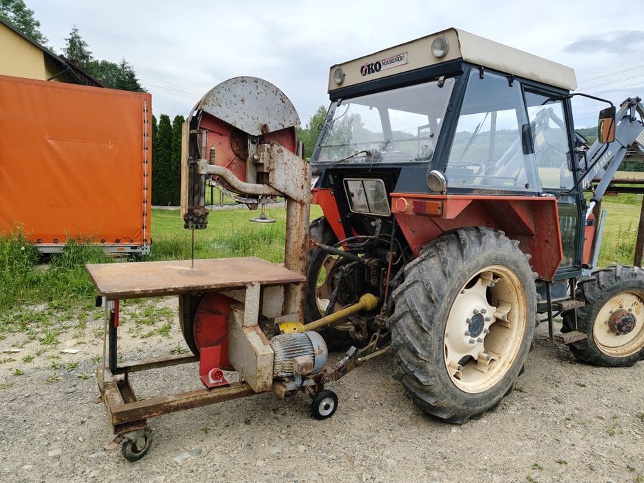 Piła taśmowa do drewna do traktora plus silnik elektryczny