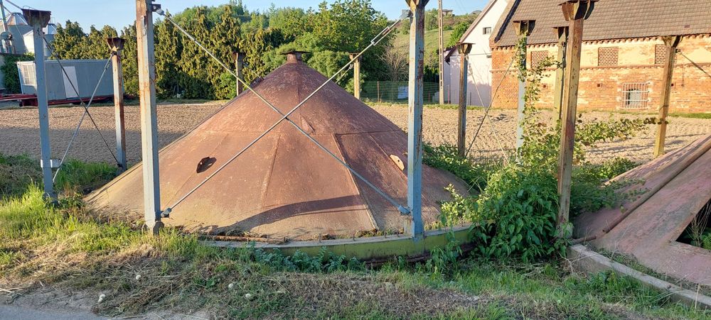 Podstawy silosów zbożowych 4 szt.