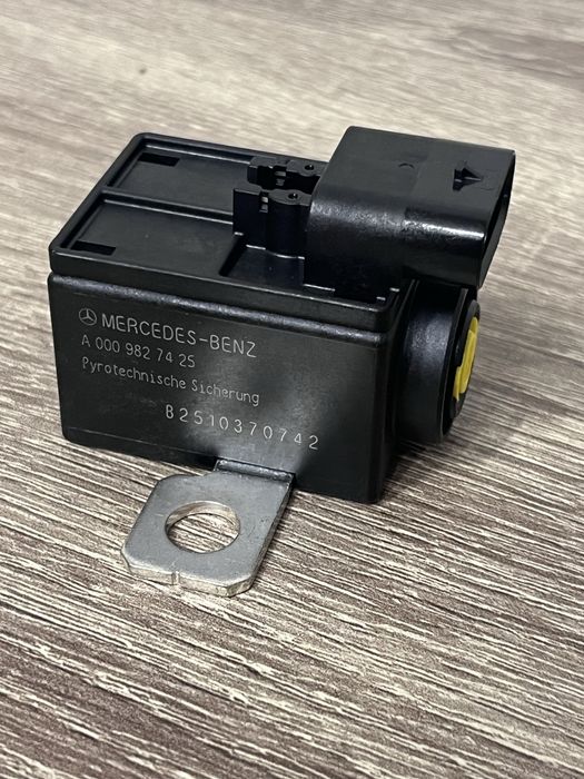 Піропатрон Mercedes W206 EQE EQB EQA GLB W254 W247 W206 W214 W223