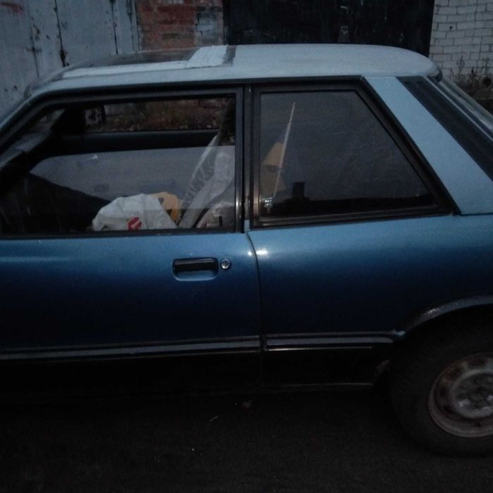 Автомобиль  FORD