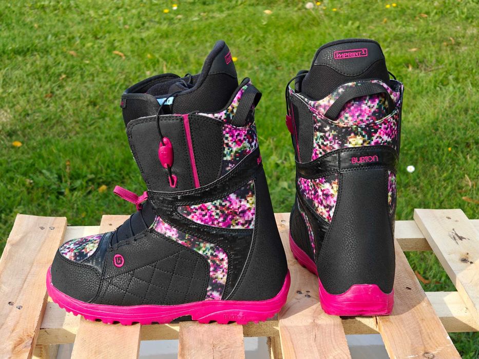 Nowe Burton Mint Pixel r. 41 26 cm - buty snowboardowe