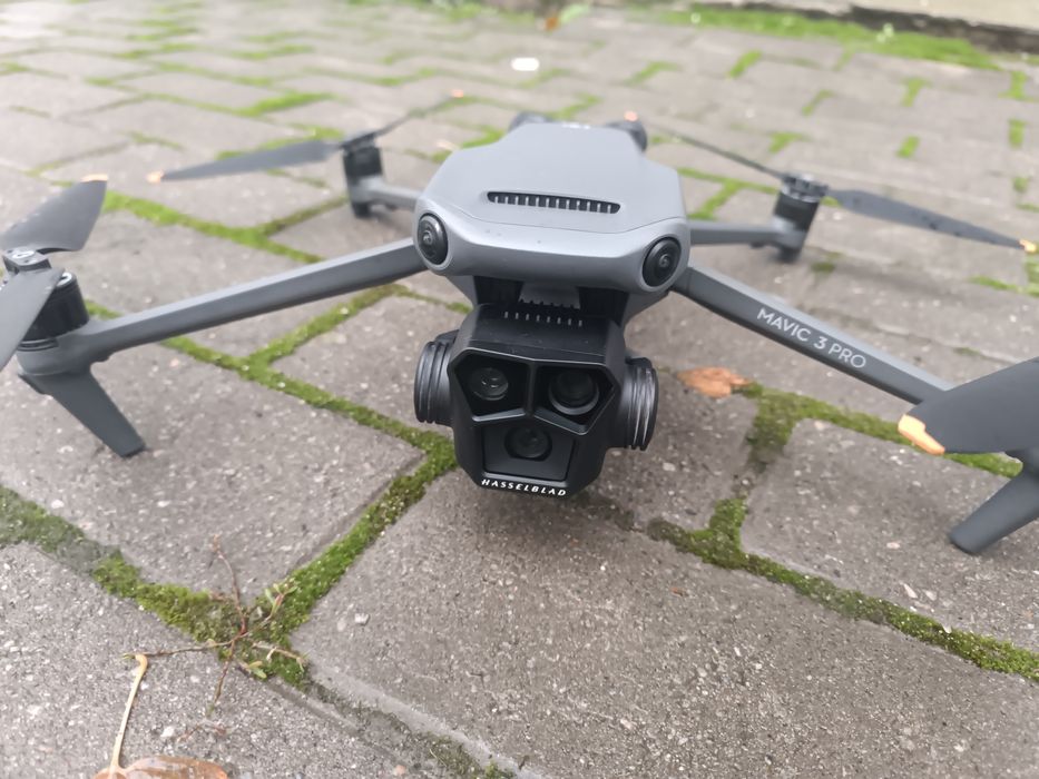 Mavic 3 Pro. Мавік 3 про. Мавик 3 про.