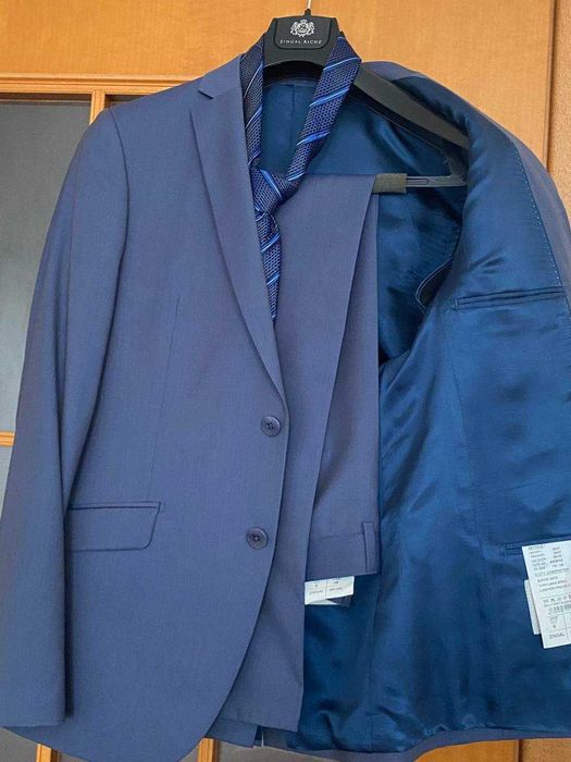 Костюм Zingal Riche (Италия) 100%, + туфли Vitto Rossi. Все новое.