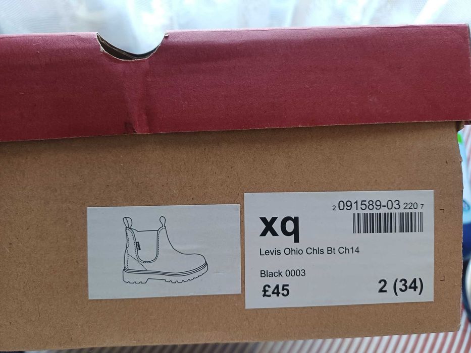 Демісезонні черевички дівчинці Levi's, 34 р.