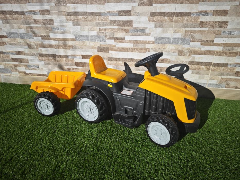 Trator de criança elétrico