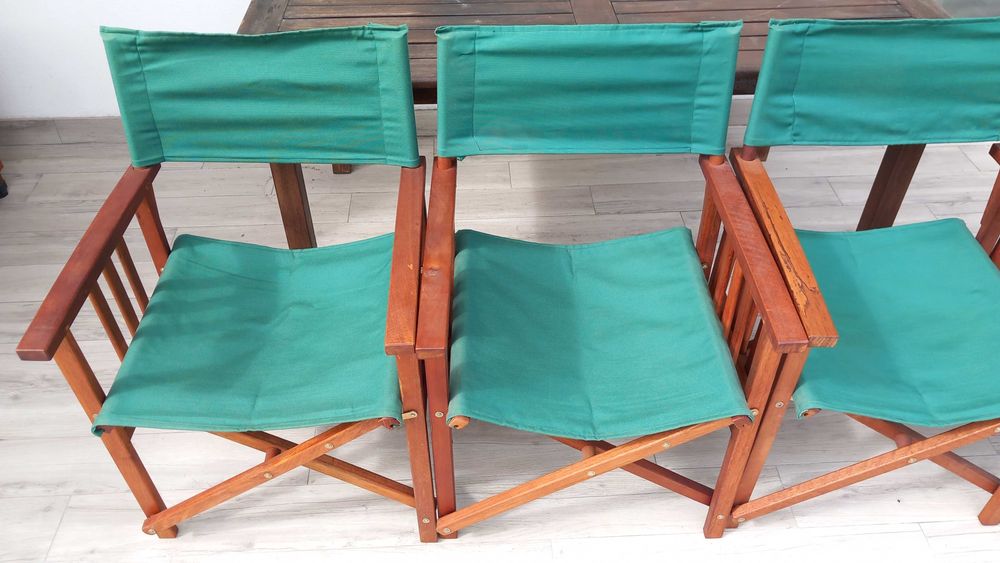Conjunto de mesa e cadeiras de jardim (exterior) em madeira