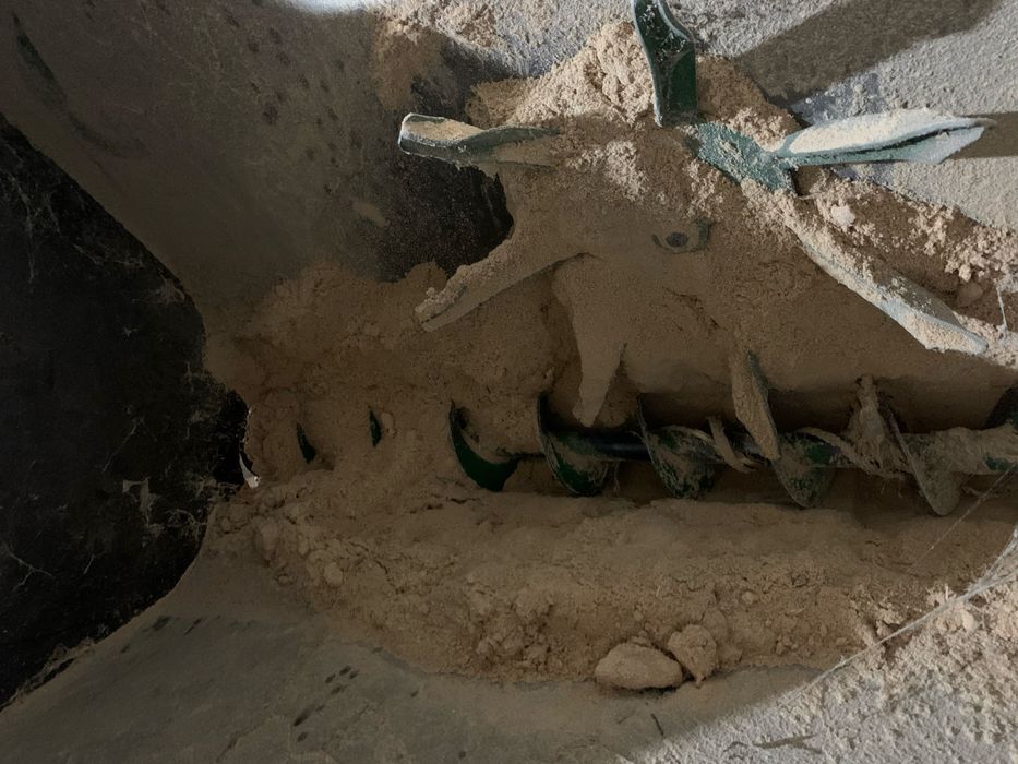 Прес для виготовлення брикету