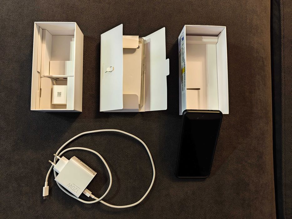 XIAOMI 12 T-PRO 8/256 GB czarny, zadbany i w pełni sprawny + akcesoria