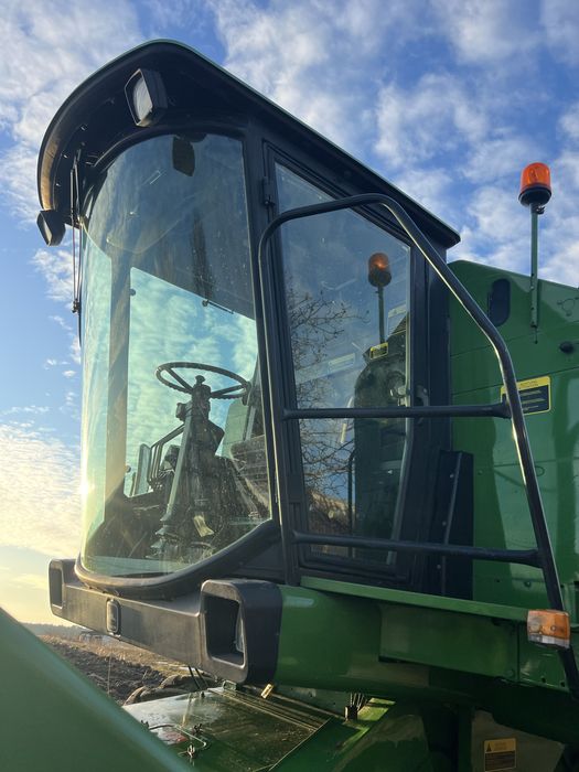 Свіжопривезений комбайн John Deere 1157 жатка Шумахер