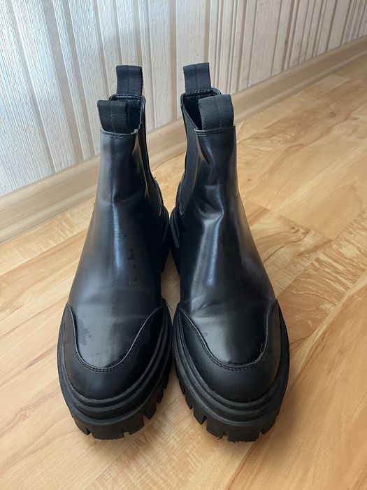 Челсі Zara розмір 38