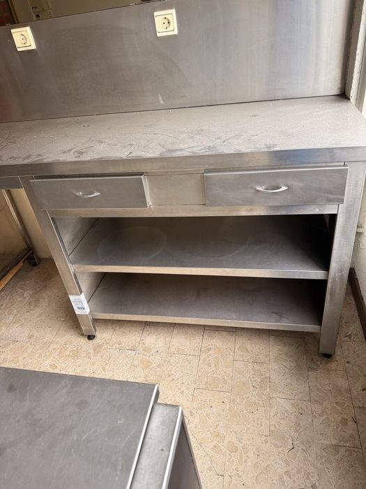 Oportunidade!!! Bancadas e balcões de café usadas