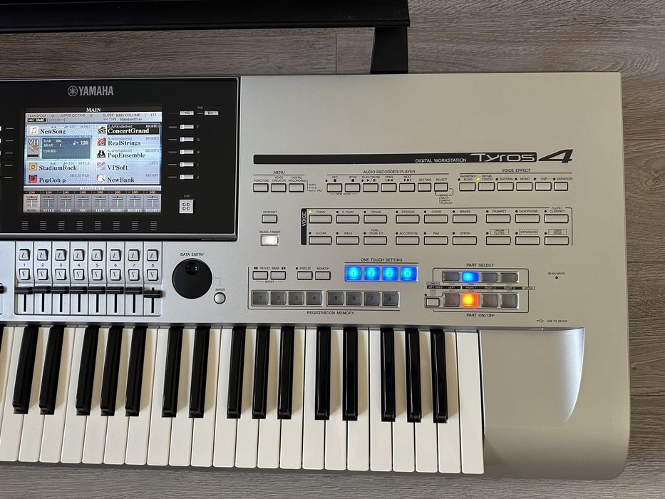Yamaha Tyros 4 HD duzo styli
