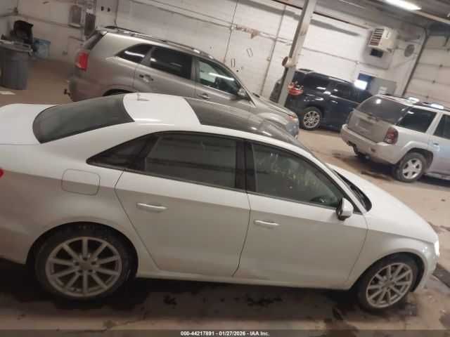 Audi A3 2.0T Premium 2016 /