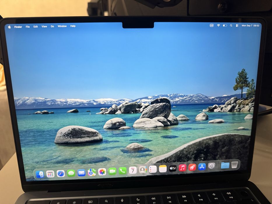 MacBook Air M2 8/256