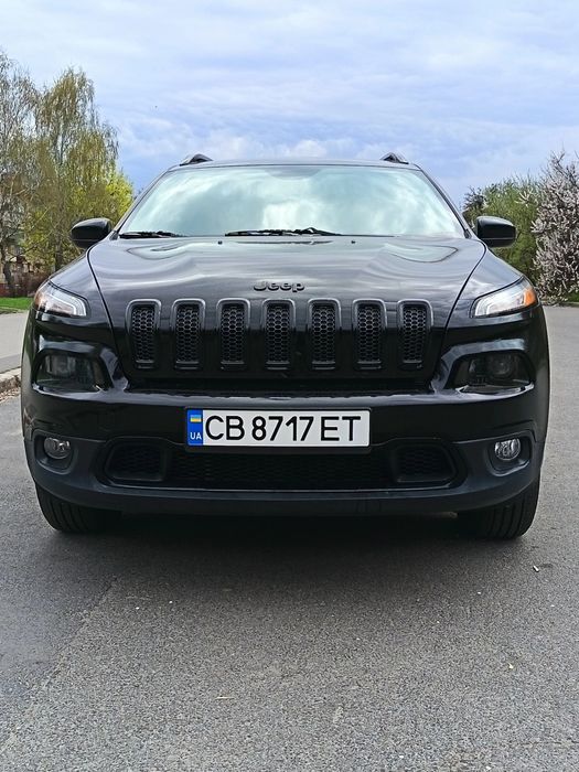 Продам Jeep Cherokee