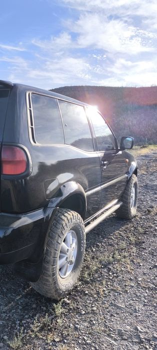 Nissan Terrano II 2.7 TDi Van (2003) – Preparação Topo | 219.000 km | Uso Exclusivo de Fim de Semana