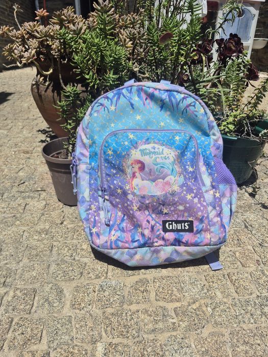 Mochila Ghust em optimo estado