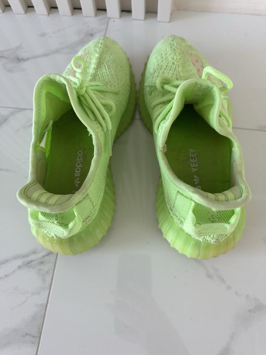 Adidas Yeezy 39 1/3 zieline neonowe
