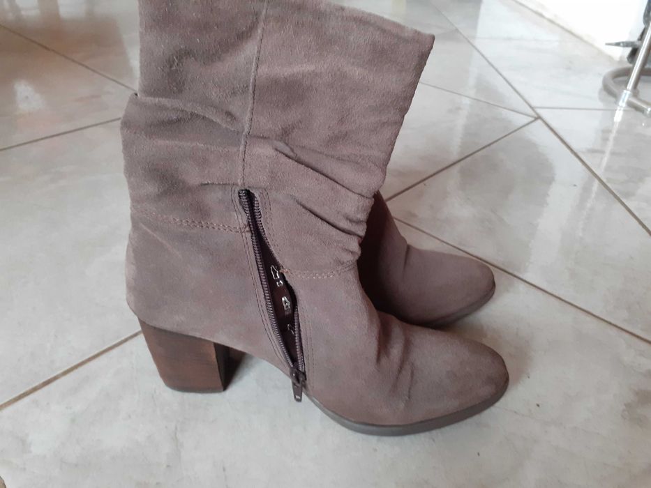 Cafe Moda beżowe botki