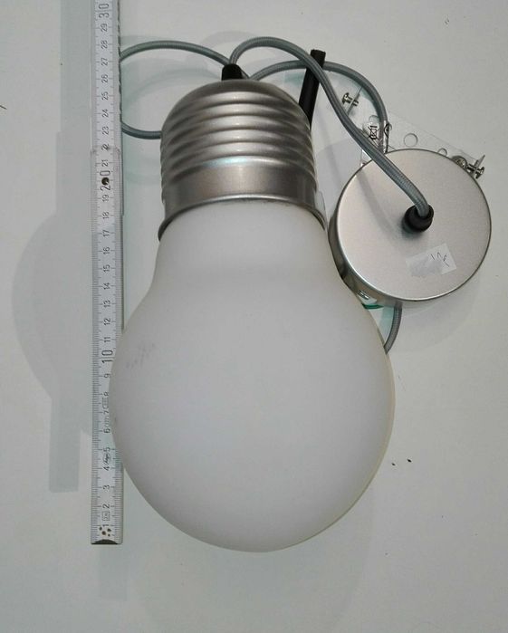 Lampa żarówka duża