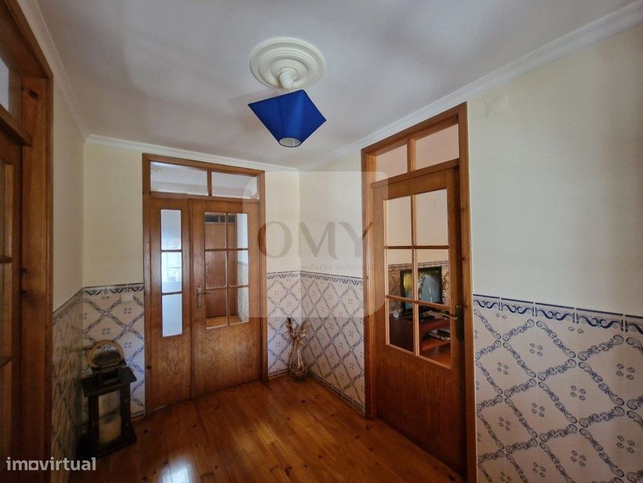 Em Campanha, Moradia T4 de Dois Pisos em Santa Eugénia, Alijó