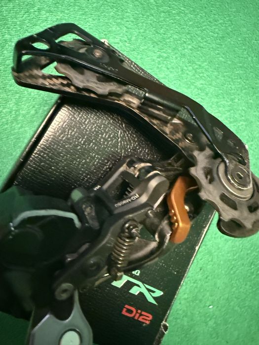 Przerzutka tylna Di2 XTR 9050