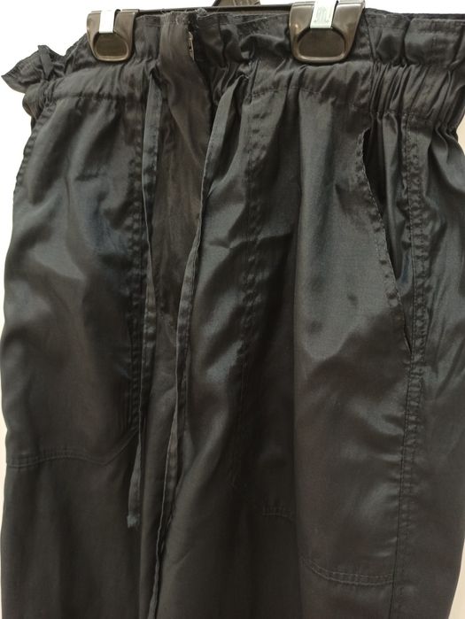 Штани карго Zara для дівчат надлегкі. XS