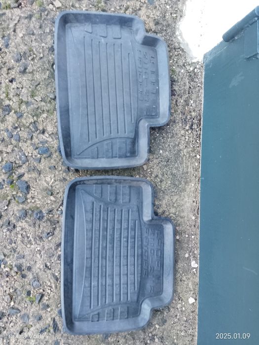 Задні коврики салона 2110 - 2112
