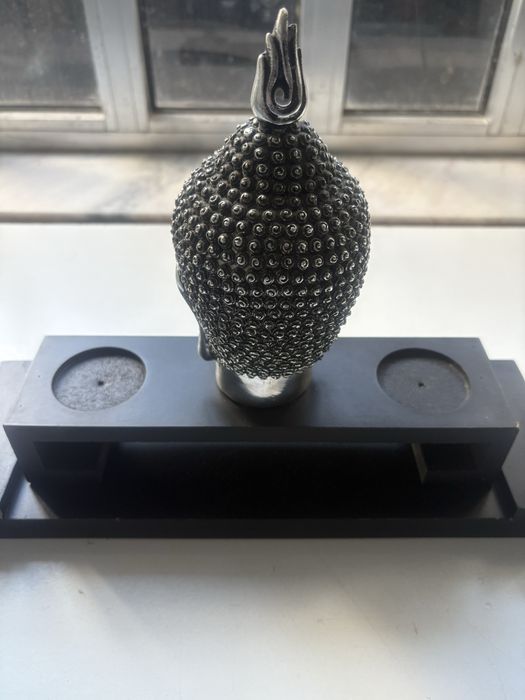 Black decorative item64874061775873123