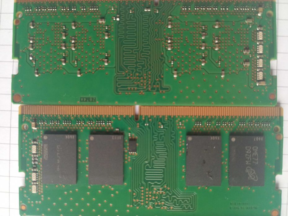 Продам нерабочий ноутбук, оперативную память, блок питания