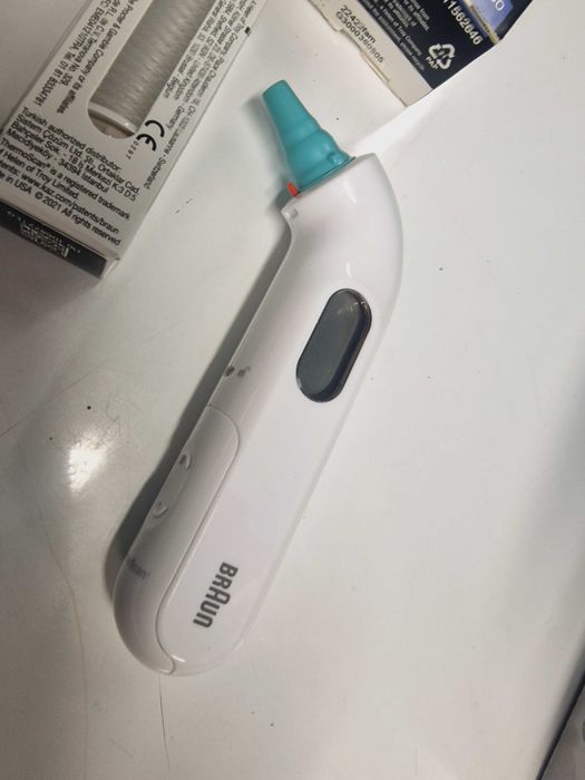 Douszny termometr elektroniczny Braun ThermoScan 3