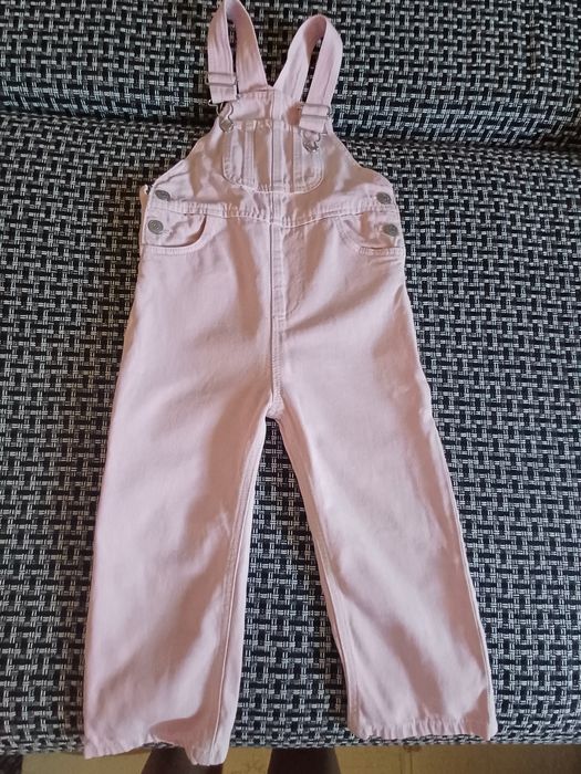 Продам джинсовий комбінезон Zara