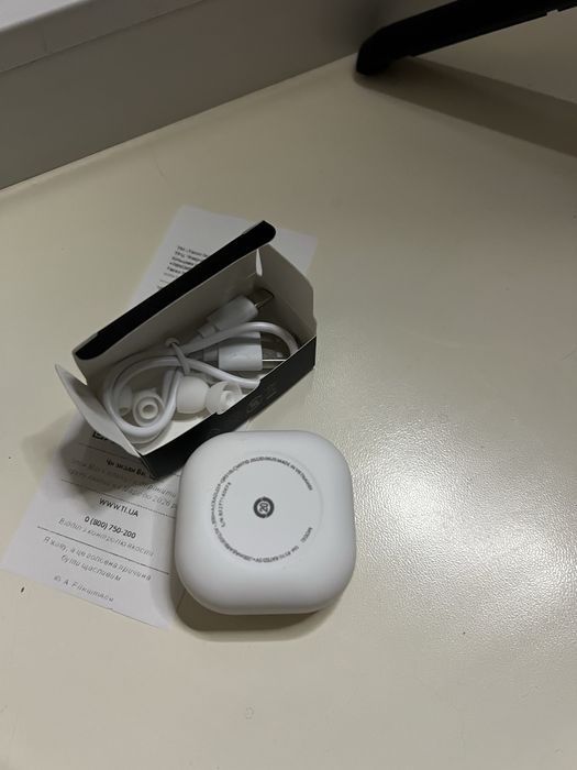 Продам навушники Galaxy buds 2 pro white