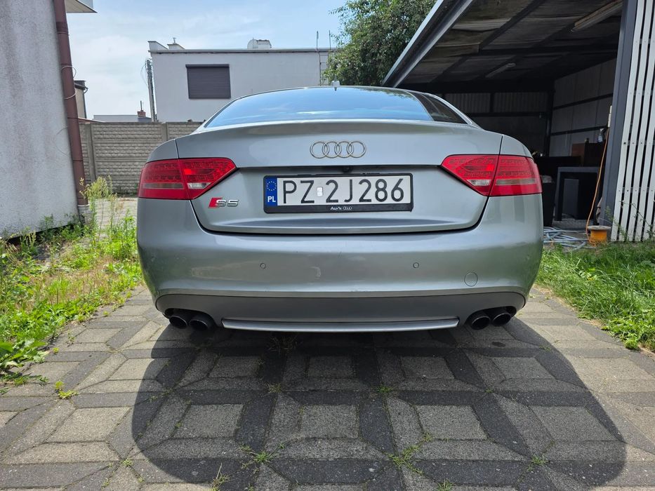 Audi S5 Coupé Auto w pełni sprawne i zadbane.